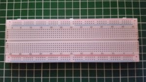 Breadboard mit 830 Pins