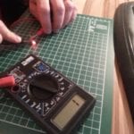 LED mit einem Multimeter testen.