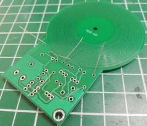 Verlöten der Widerstände für den Metall Detektor