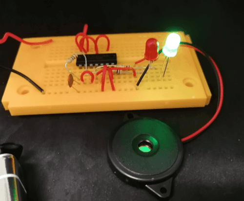 grüne LED aktiviert - Schaltung