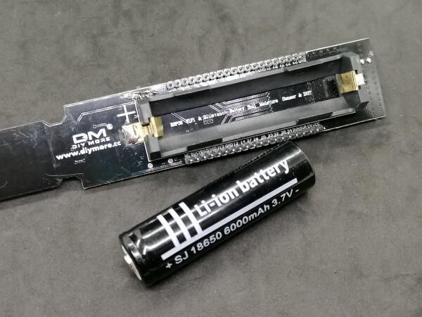 ESP32 Baustein & LiPo Batterie 18650