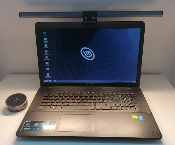 Screenbar Halo am Laptop