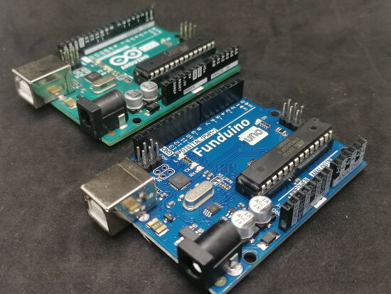 Original Arduino UNO & Funduino UNO