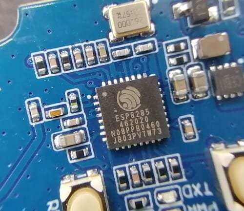 Chip ESP8285 