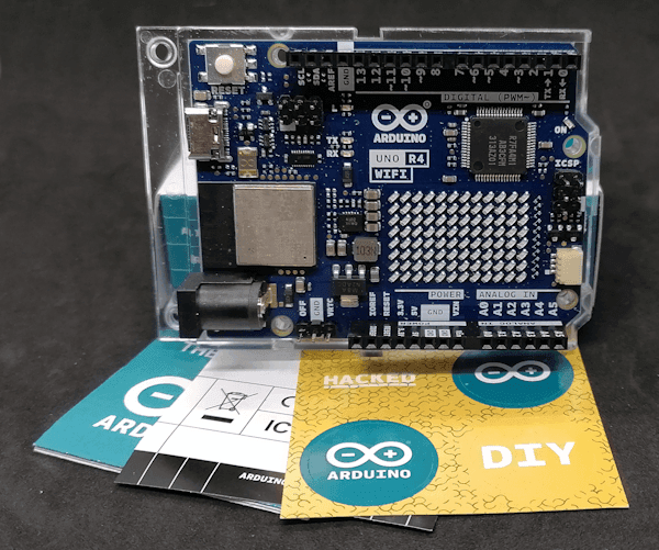 Lieferumfang - Arduino UNO R4 WiFi