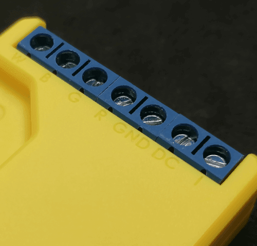 7fach Schraubklemmen am Shelly RGBW2