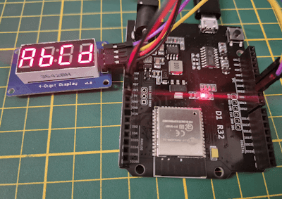 4fach 7-Segmentanzeige am ESP32 D1 R32