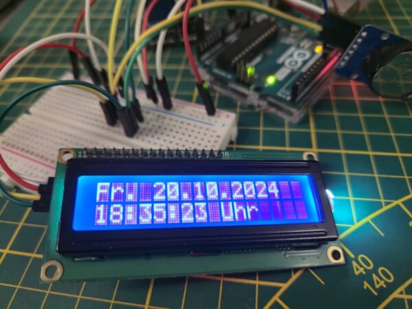LCD-Display mit Datum & Uhrzeit von einer RTC am Arduino UNO R3