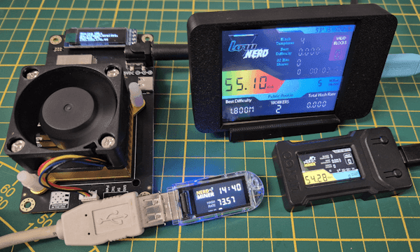 verschiedene NerdMiner & ein Bitaxe Gamma