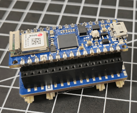 Arduino Nano Connector Carrier mit Arduino Nano 33 IoT