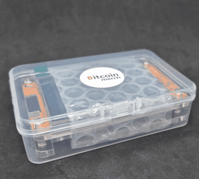 BitcoinMerch - Gold Nugget im Case