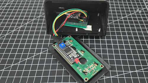 LCD Maker Display offen 2