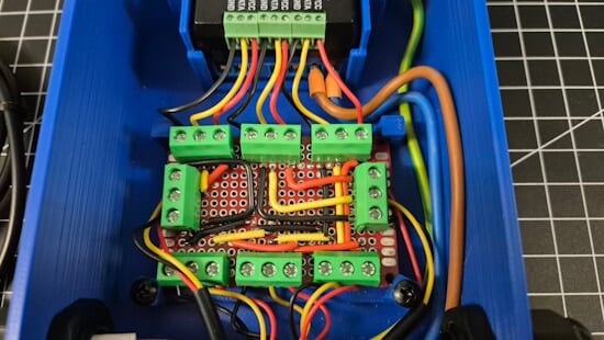 Gehäuse für Shelly mit AddOn und 5 DS18B20 Sensoren 4