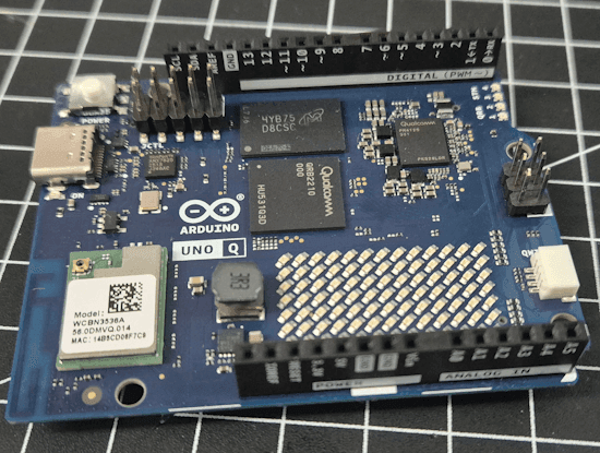 Arduino UNO Q