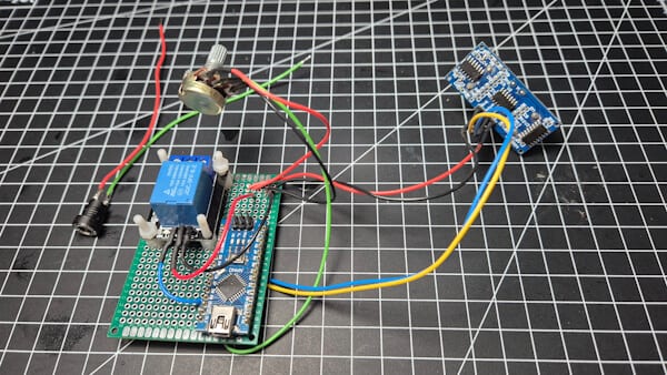 Schaltung - Arduino Nano V3 mit Ultraschallabstandssensor - Relais und Drehpotentiometer - real