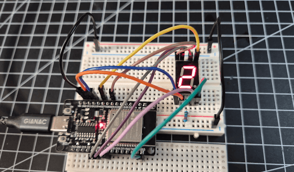 ESP-WROOM-32 mit 7 Segmentanzeige #1