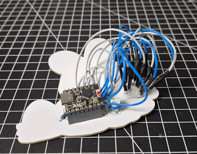 programmierbarer Osterhase - Rückseite bestückt