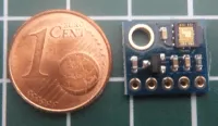 UV Sensor GYML8511 im größenvergleich mit einer 1 Cent Münze.