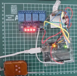 4fachRelaismodul mit 433MHz Funksender