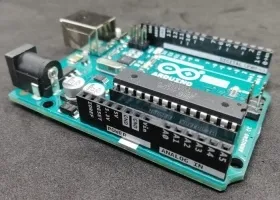 originaler Arduino UNO