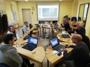 Arduino Grundkurs im JFZ - Teilnehmer in der Praktischen Übung