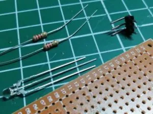 Bauteile für das DIY Dual Color LED Modul KY-029