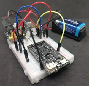 zwei RGB LEDs vom Typ WS2812B am ESP32 mit Power Modul