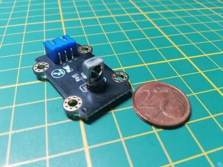 Infrarot Modul - Größenvergleich mit einem 2 Cent Stück