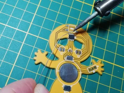 einlöten des ICs im Bausatz