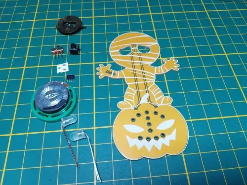 Halloween Mumie & Kürbis