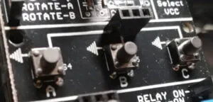 Taster am I/O Side Panel von Totem