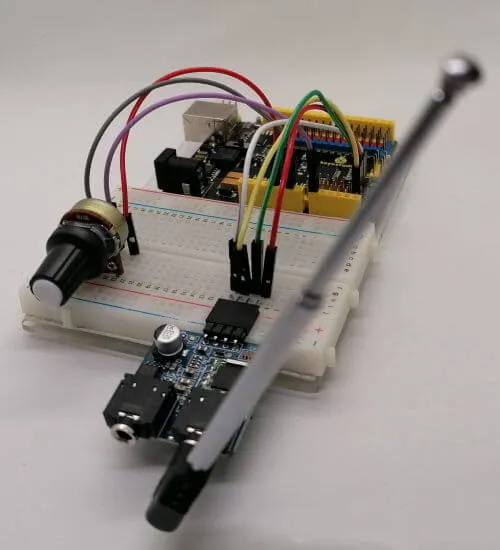 FM Stereo Modul TEA5767 & Drehpotentiometer am Keyestudio UNO