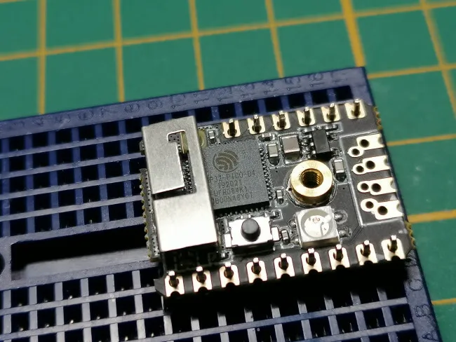 M5Stamp Pico auf Breadboard