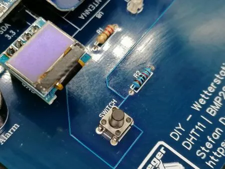 Push button with pull-up resistor