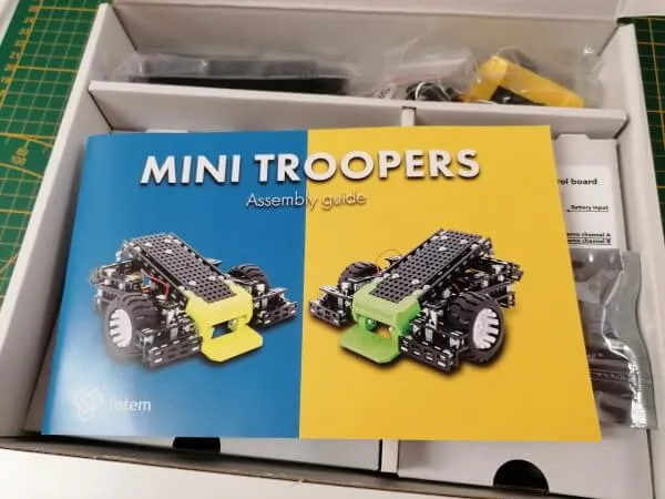 totem Mini Trooper - Karton & Anleitung