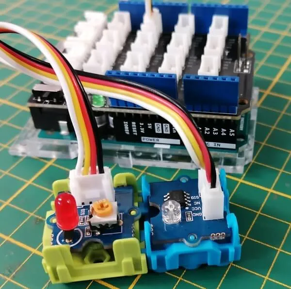 Aufbau der Schaltung - Arduino UNO mit analogem Lichtsensor & LED