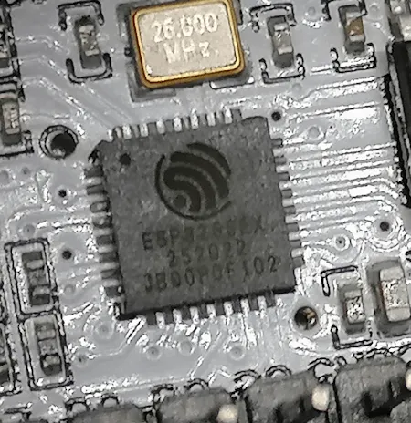ESP8266EX Chip
