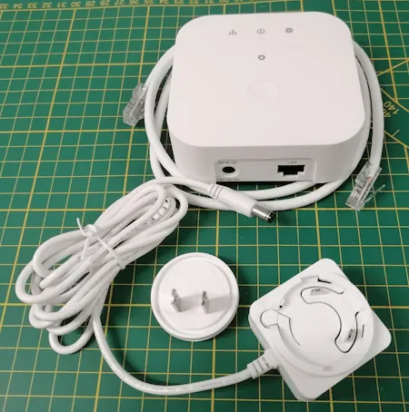 Lieferumfang - Azoula ZigBee Gateway