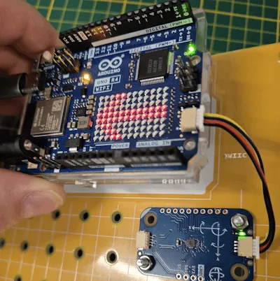 6 Achsen Lagesensor via Qwiic Schnittstelle am Arduino UNO R4 WiFi