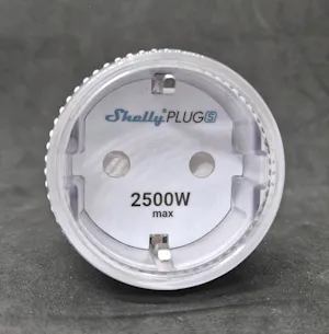 Shelly Plug S