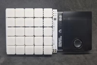 Vorderseite - Pixelmatrix Combo mit Oxocard Connect