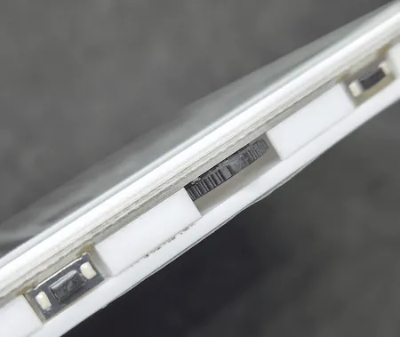 multifunktions Tasten zur Navigation und RESET des E-paper Displays