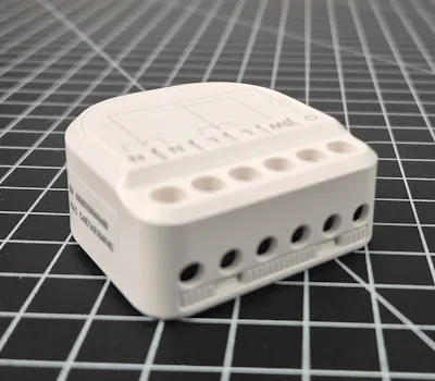 Refoss R11 - Ansicht der Anschlüsse