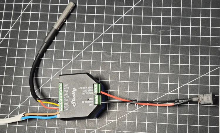 Schaltung - Shelly Plus 1 mit AddOn - DS18B20 und Schalter