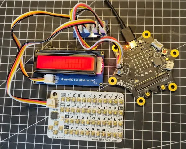 Schaltung - Calliope Mini 3 mit LC Display und CardKB über Grove Hub