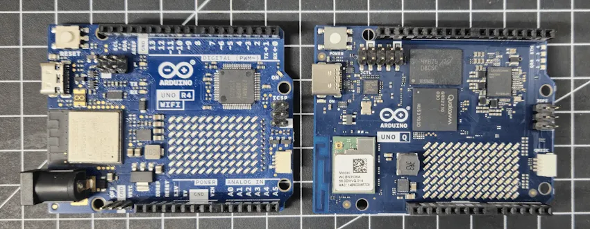 Vergleich - Arduino UNO R4 Wifi und Arduino UNO Q
