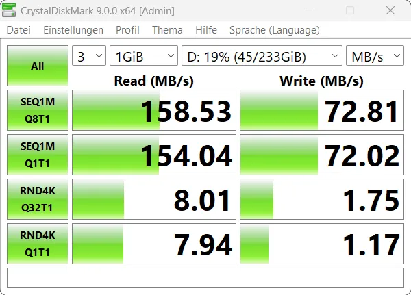 USB-Stick direkt am Laptop
